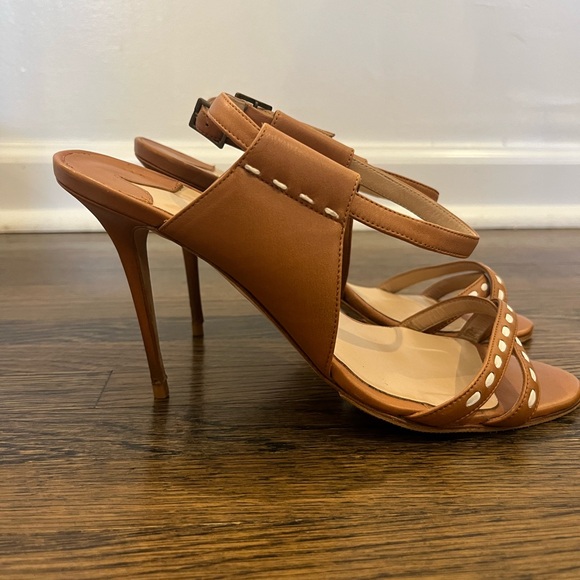 SOLD - Manolo Blahnik Leather Slingback Sandal - Picture 6 of 10